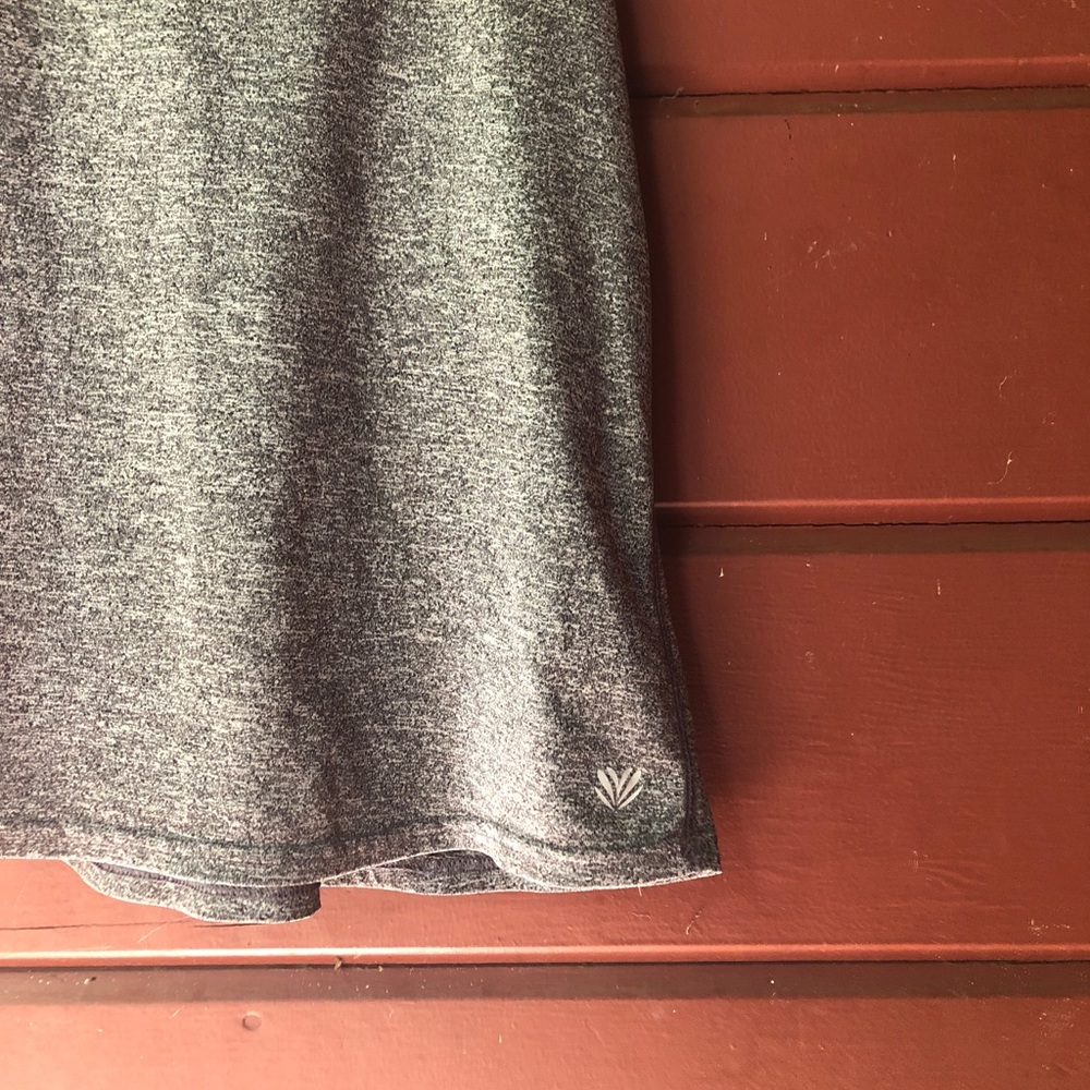 Workout Tank - Picture 3 of 3
